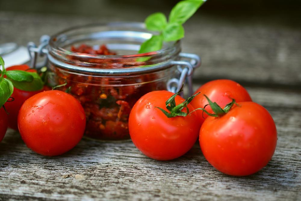 Brak pomysłu na obiad? Wypróbuj polędwiczki z suszonymi pomidorami!